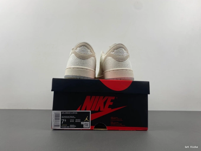 Chris 1 Jordan OG Retro FZ0455-200 Paul Low 0604